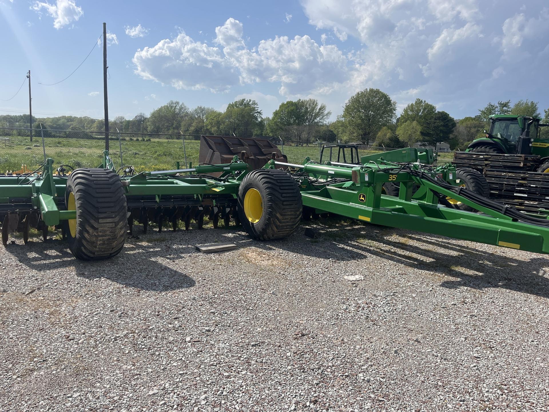2022 John Deere 2680 Image