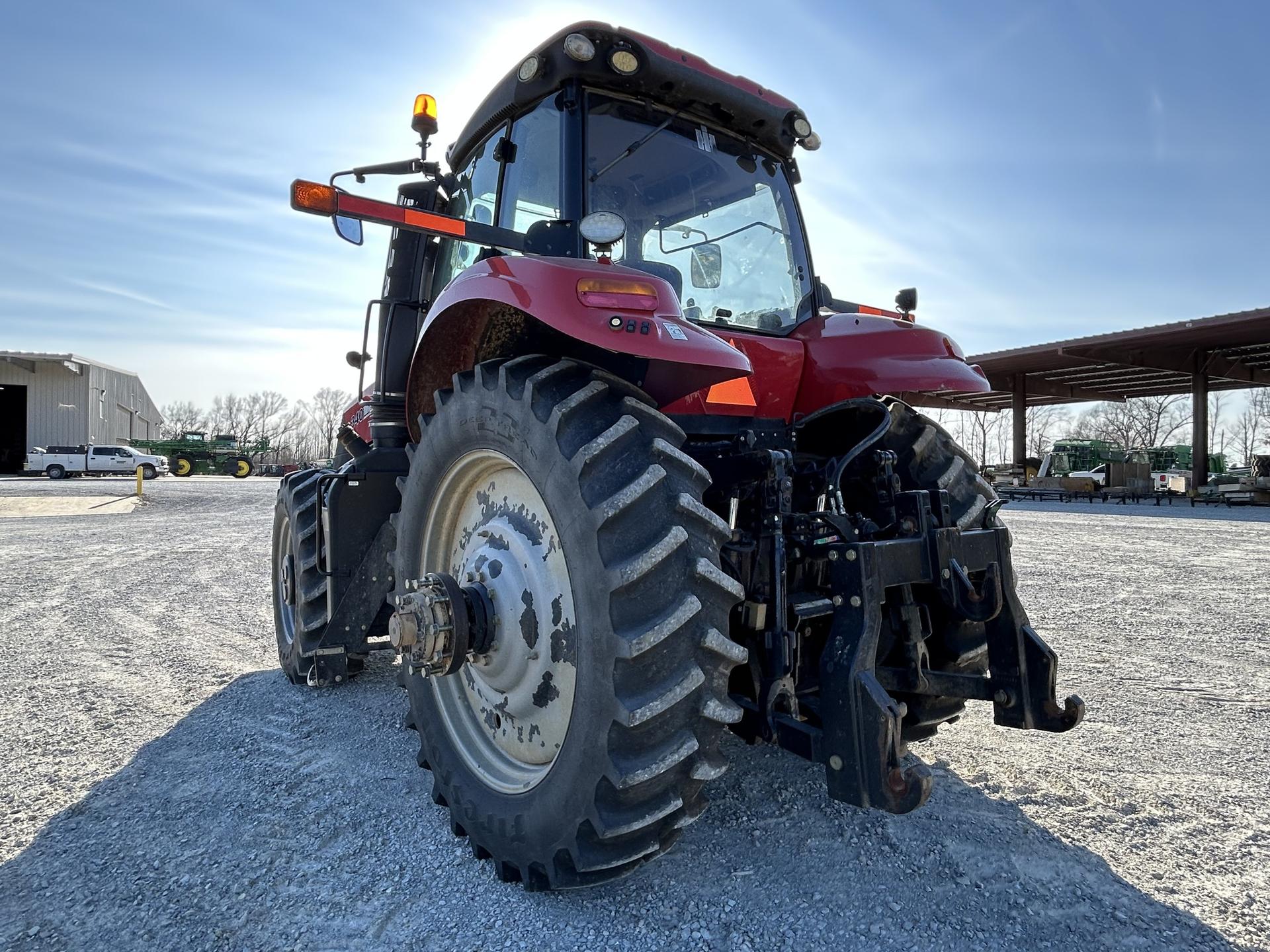 2016 Case IH MAGNUM 340 Image