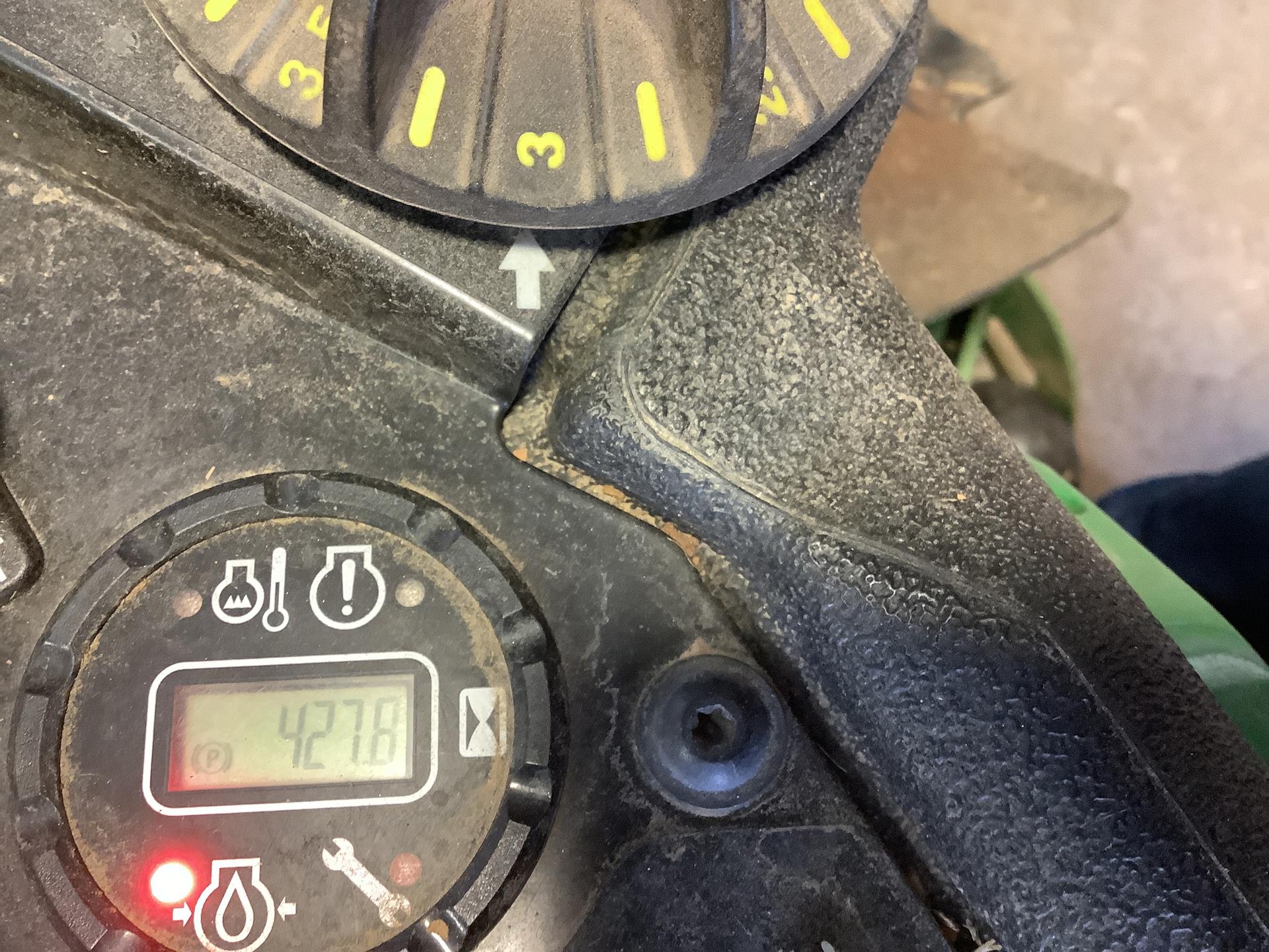 2015 John Deere Z950R Image