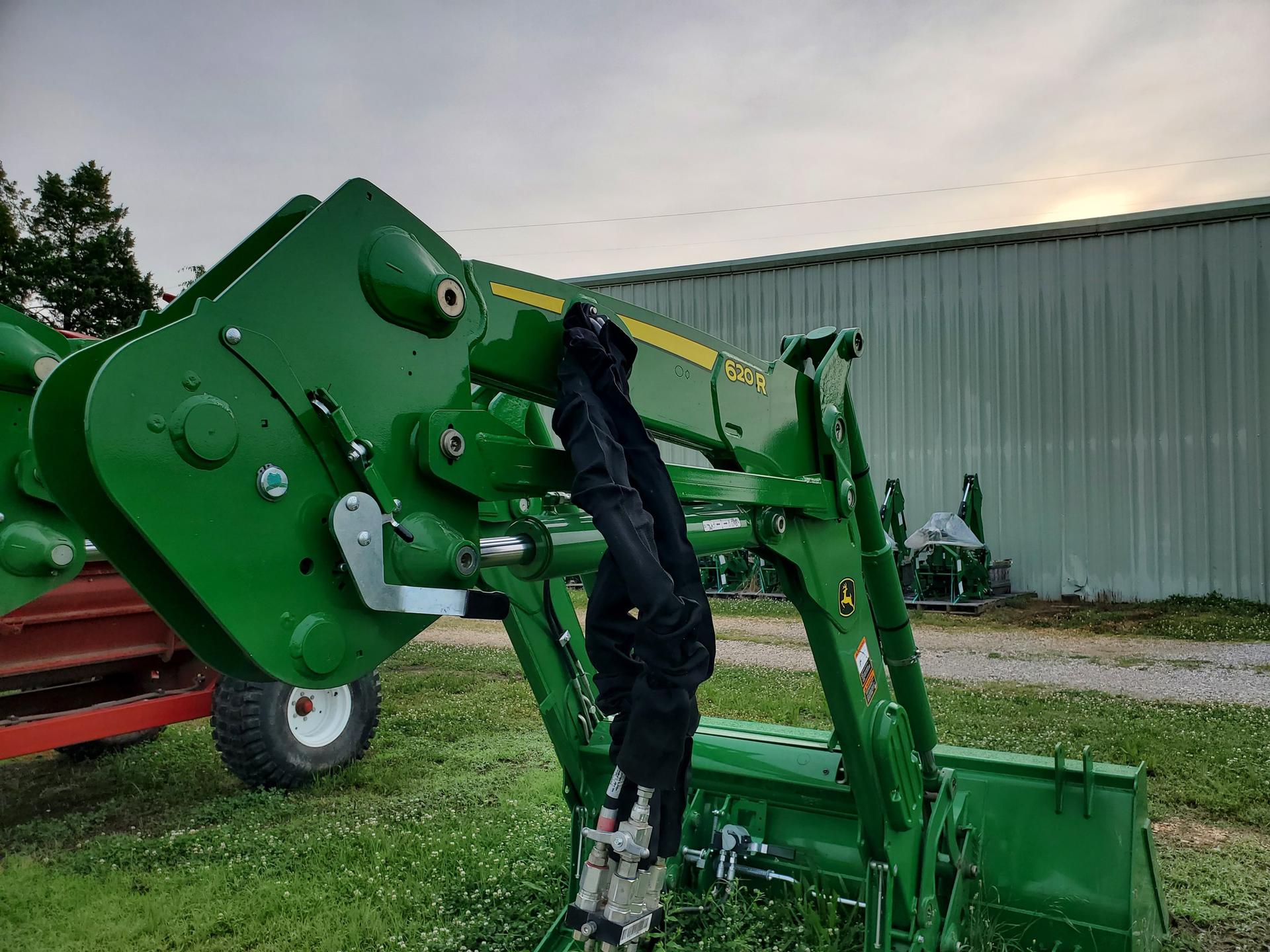 2018 John Deere 620R Image