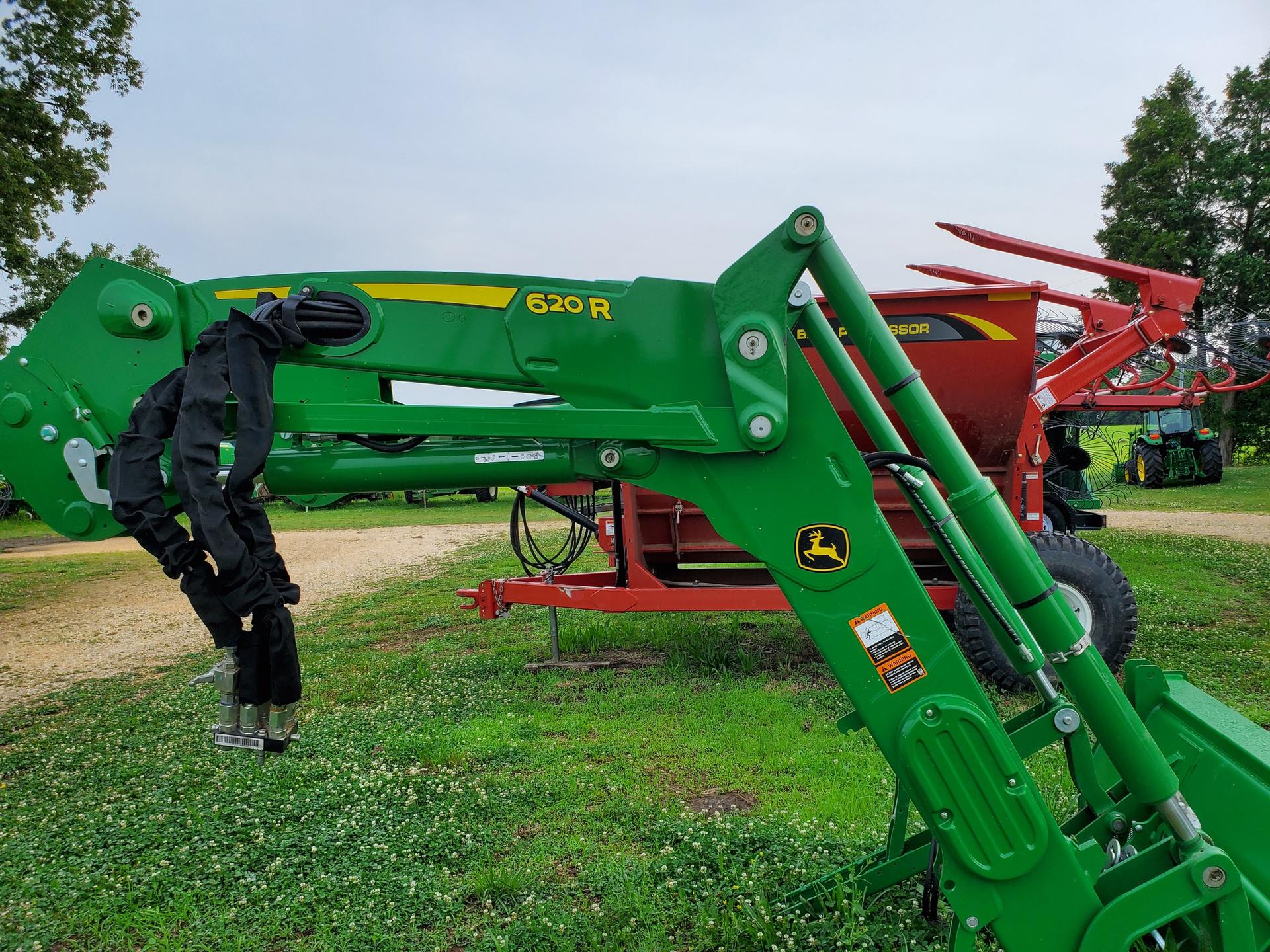 2018 John Deere 620R Image