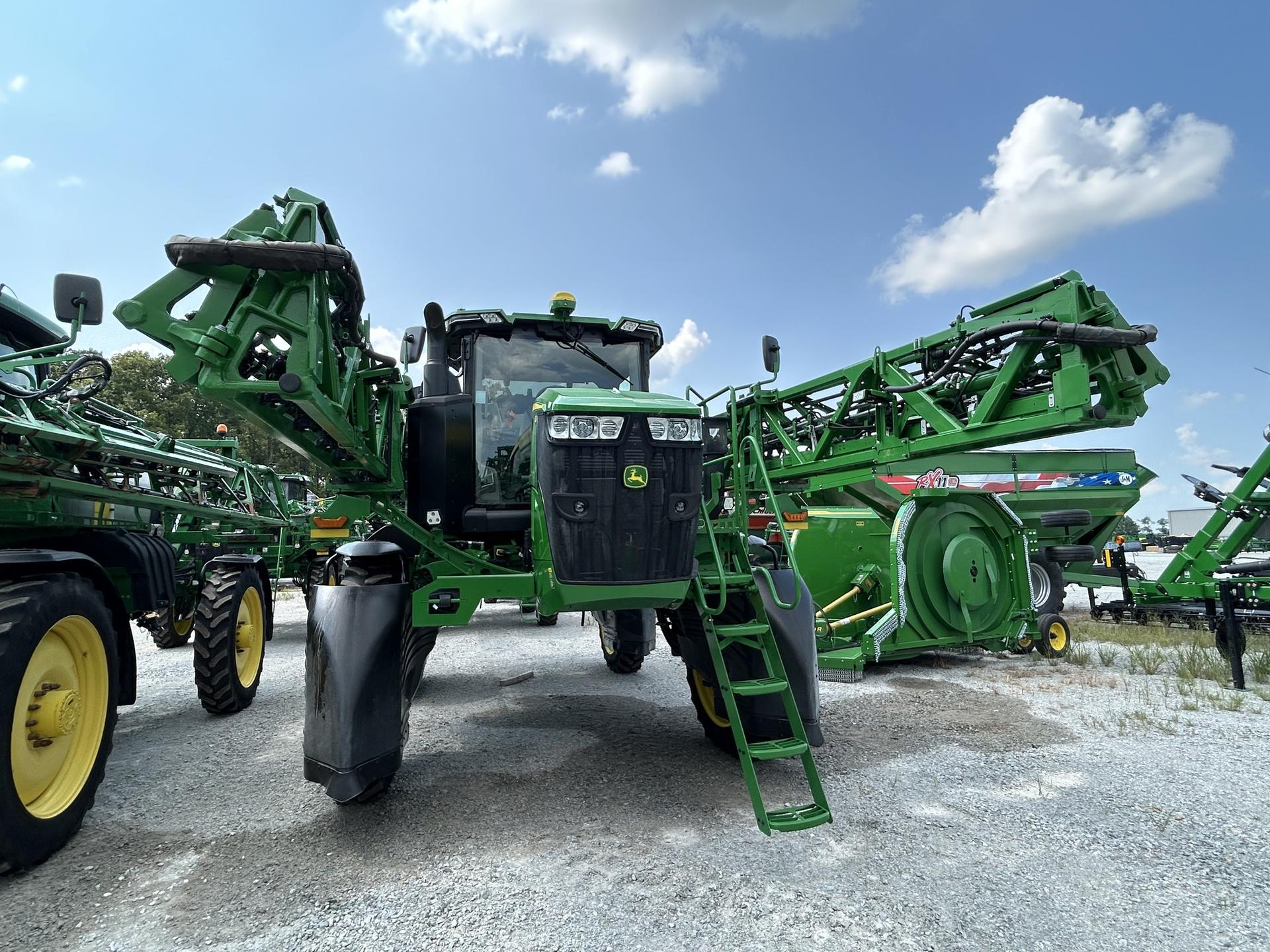 2022 John Deere 412R Image