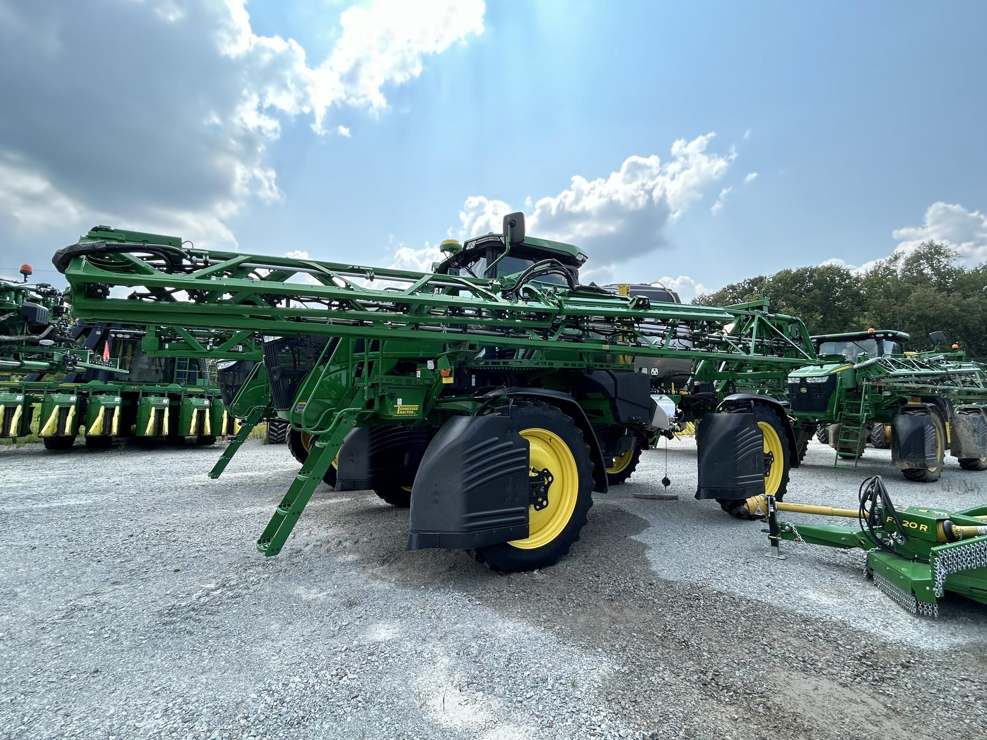 2022 John Deere 412R Image