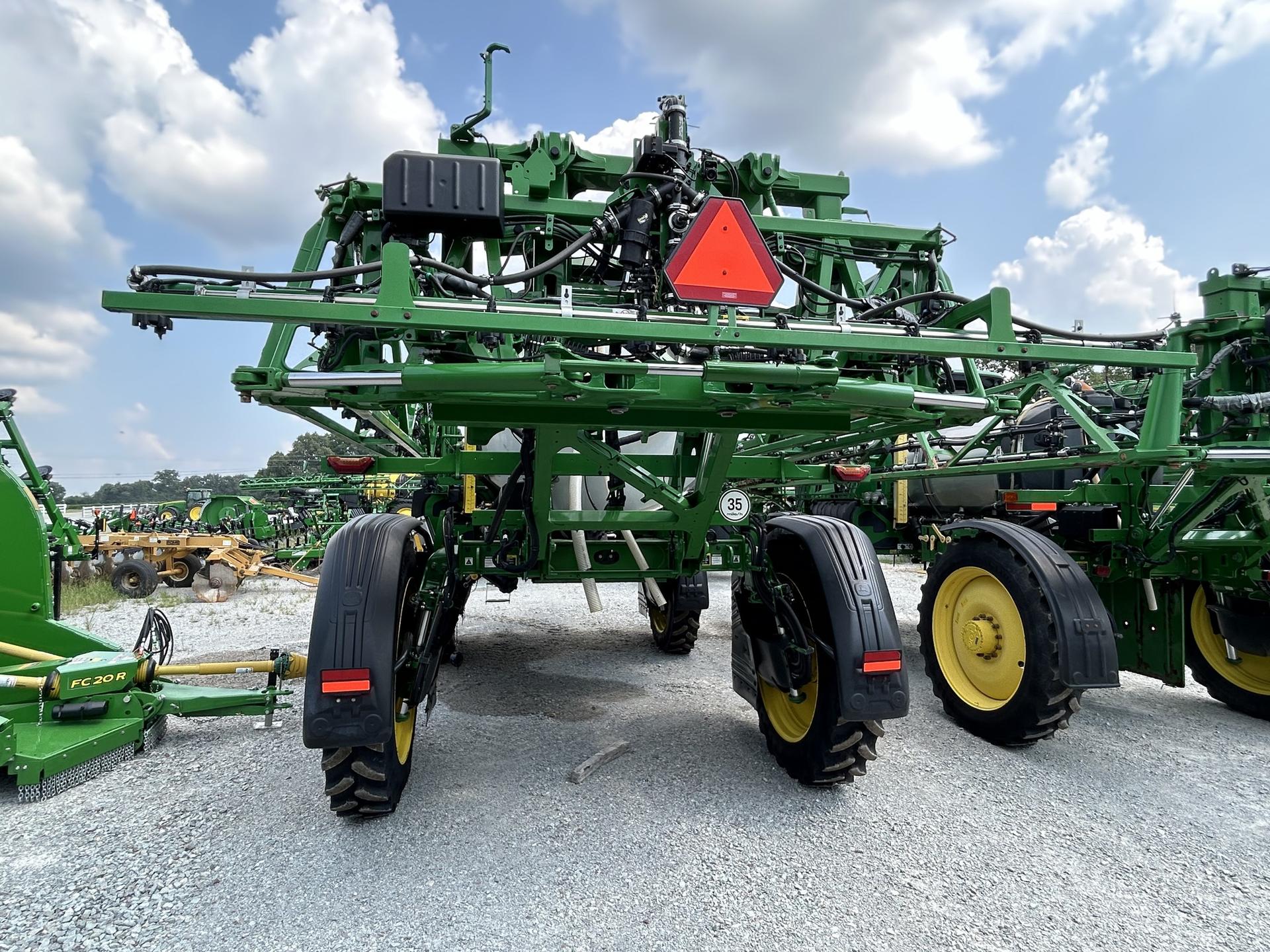 2022 John Deere 412R Image