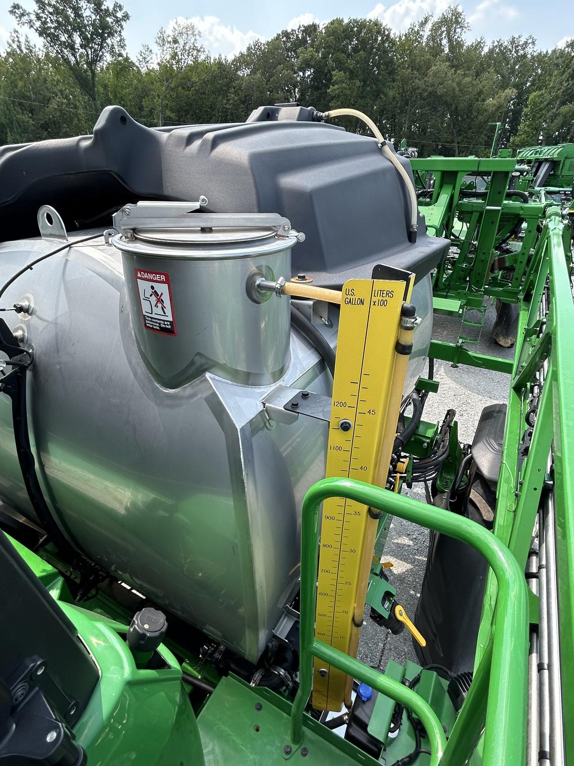 2022 John Deere 412R Image