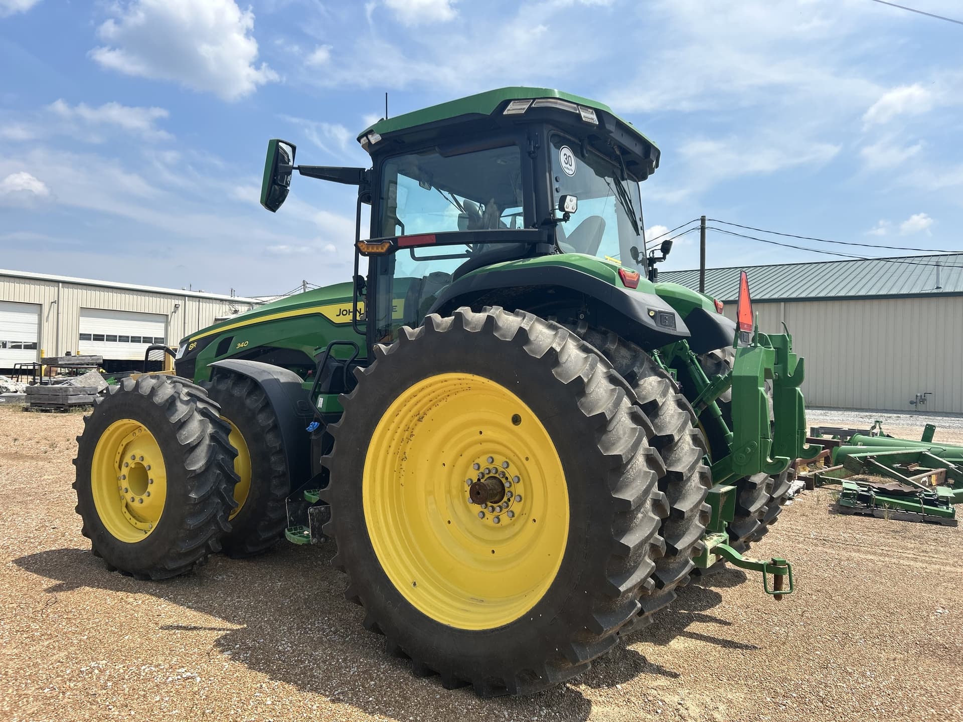 2024 John Deere 8R 340 Image