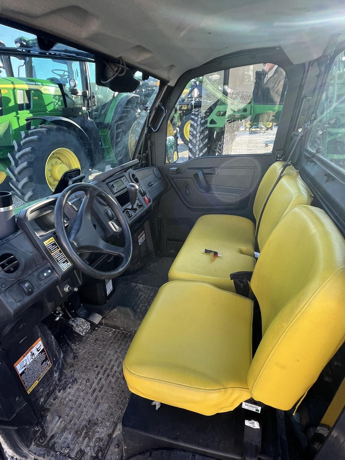 2018 John Deere XUV 835M Image