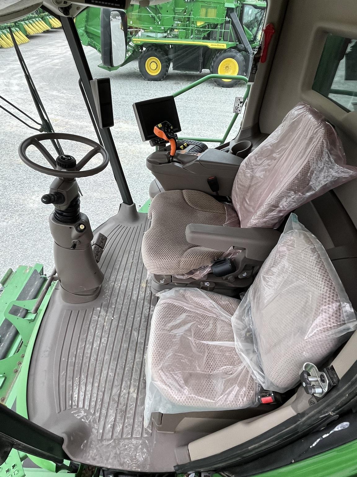 2022 John Deere S770 Image
