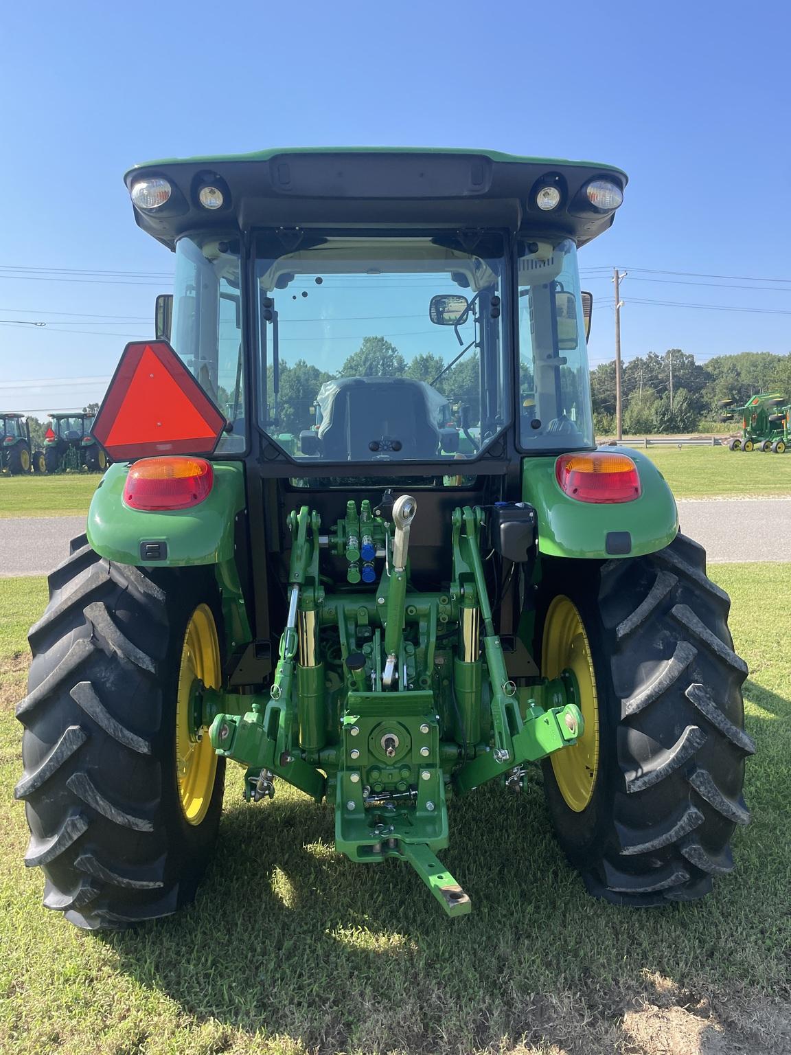2022 John Deere 5115M Image