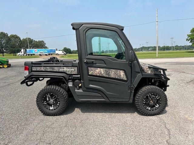 2024 John Deere 835R Image