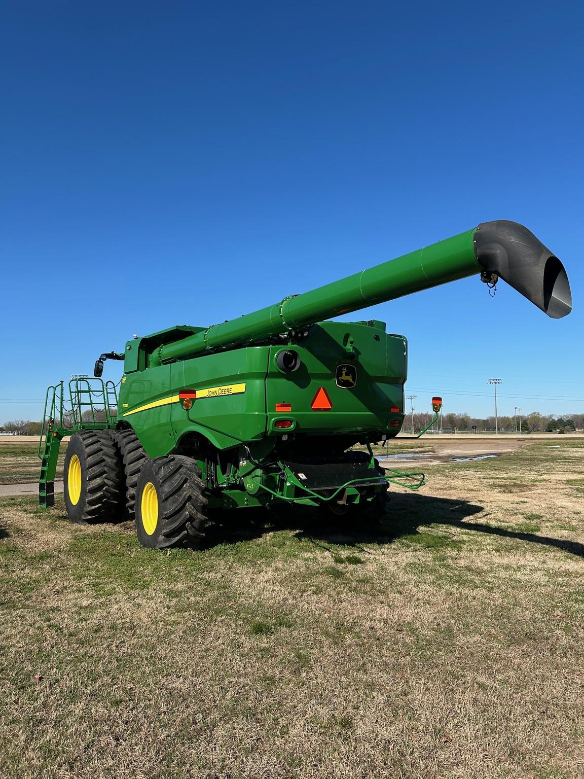 2023 John Deere S780 Image