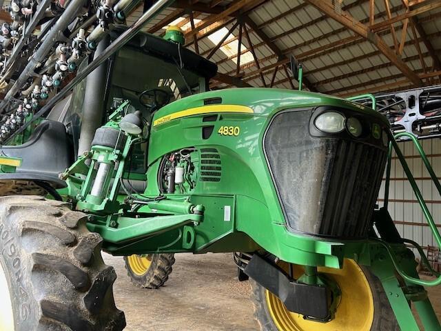 2012 John Deere 4830 Image