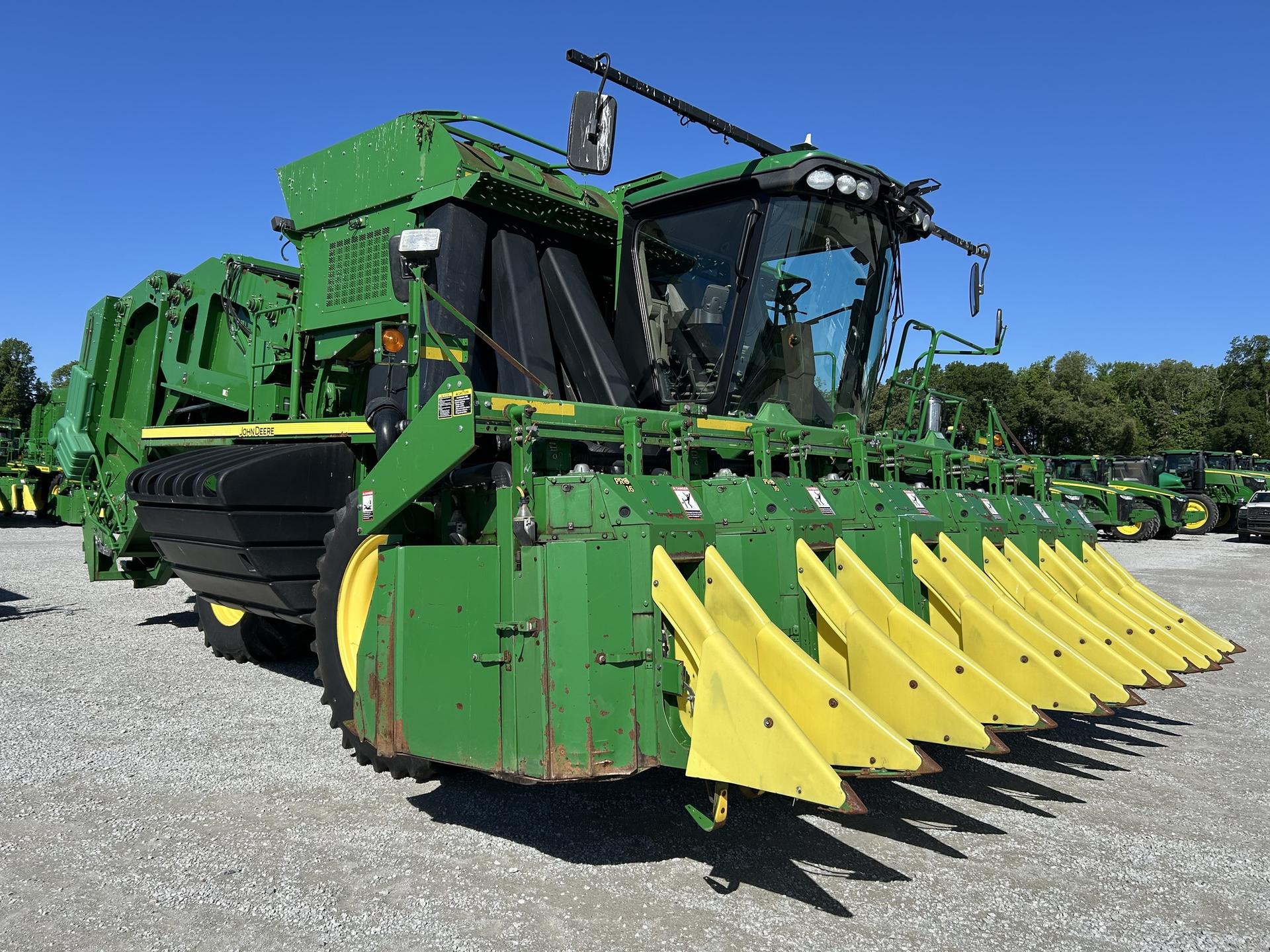 2014 John Deere 7760 Image