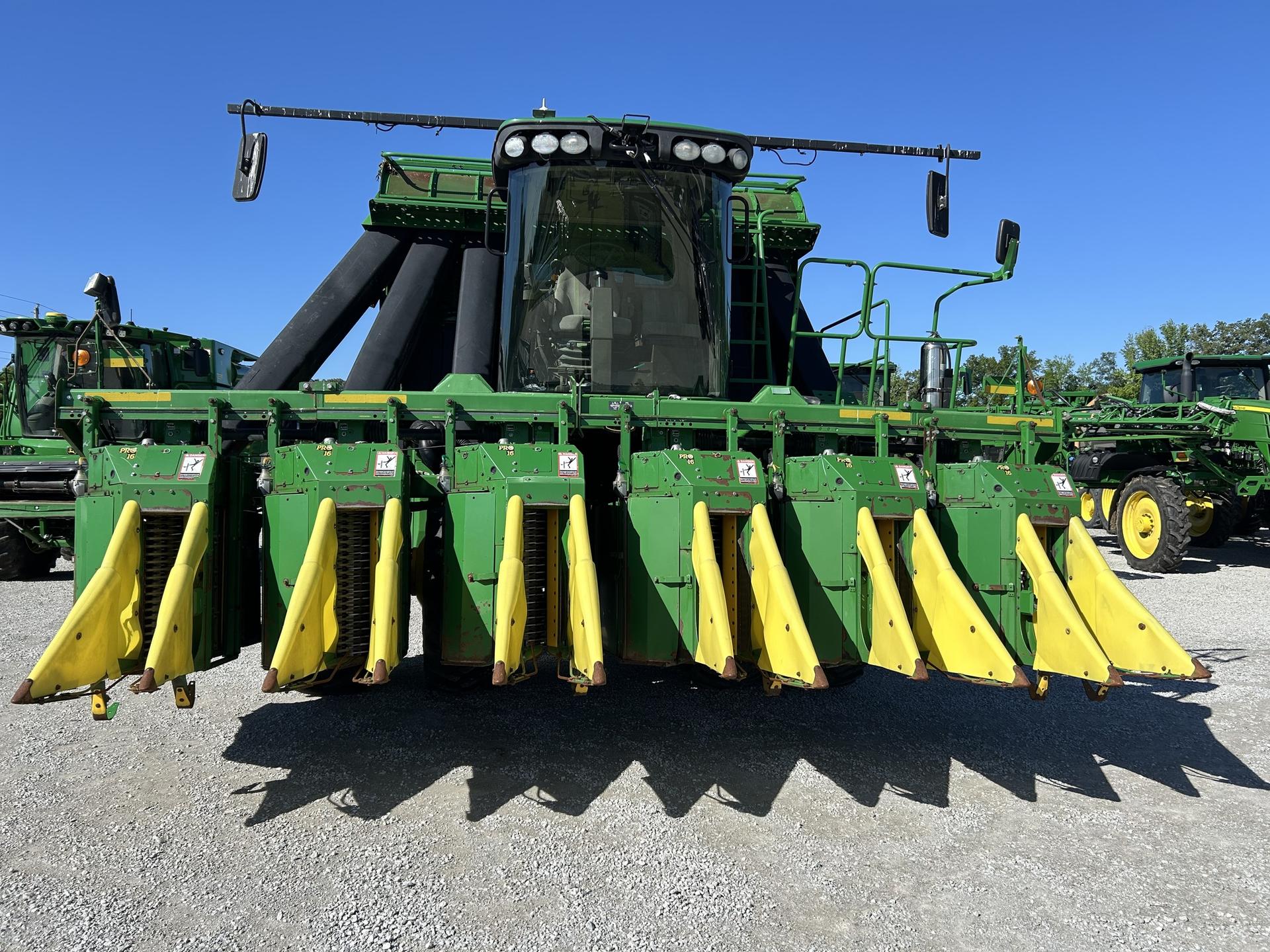 2014 John Deere 7760 Image