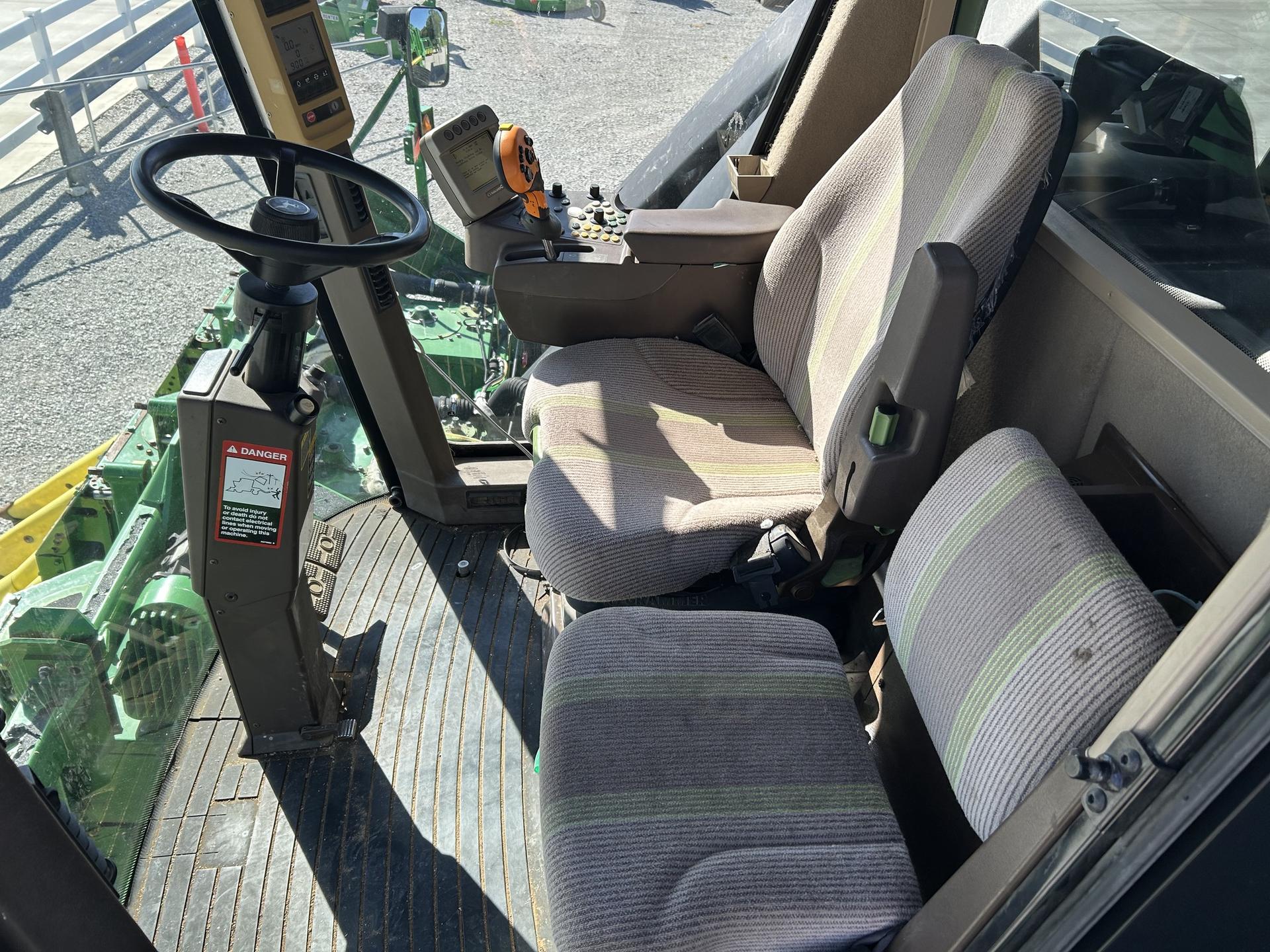 2014 John Deere 7760 Image