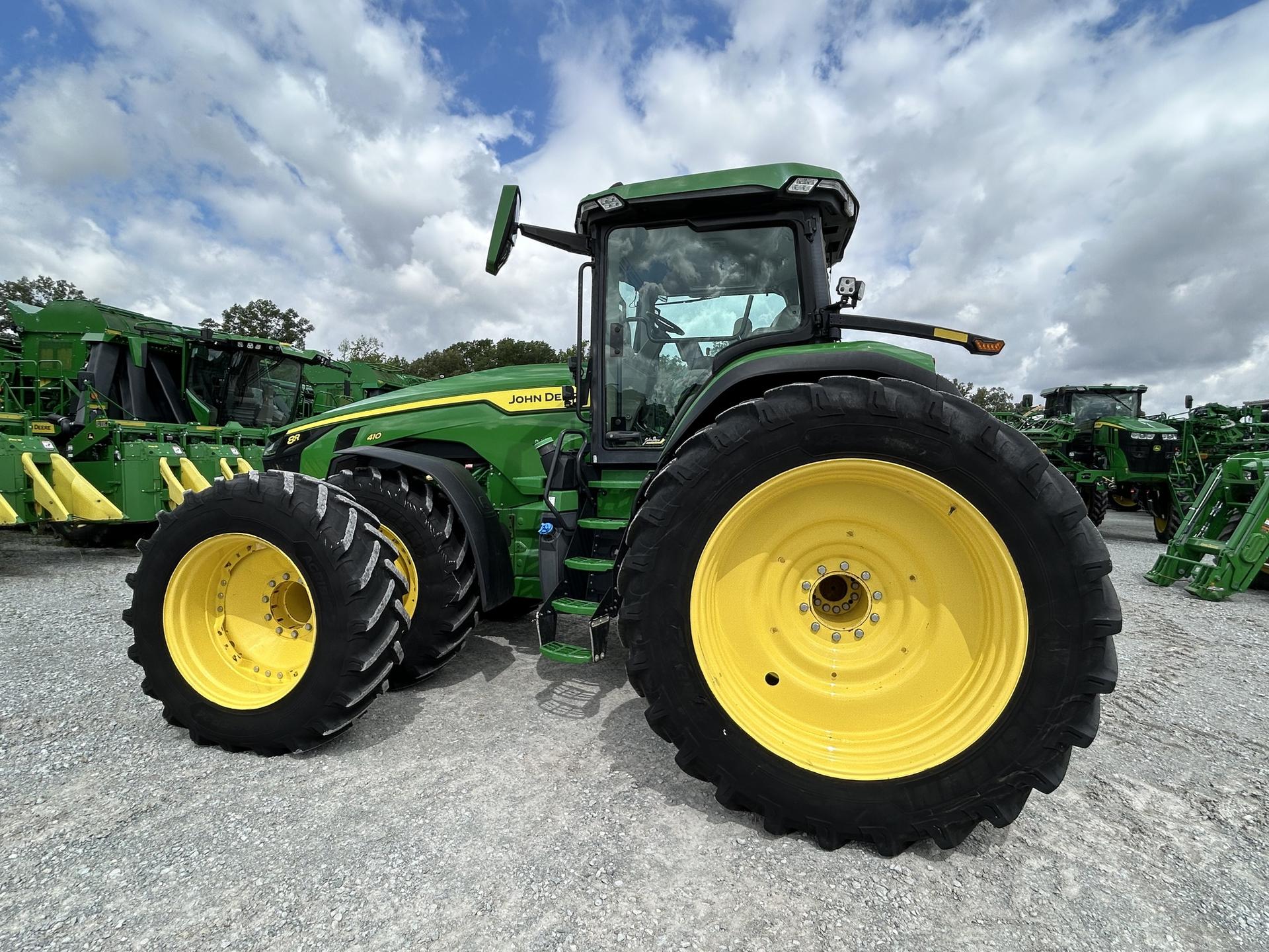 2020 John Deere 8R 410 Image