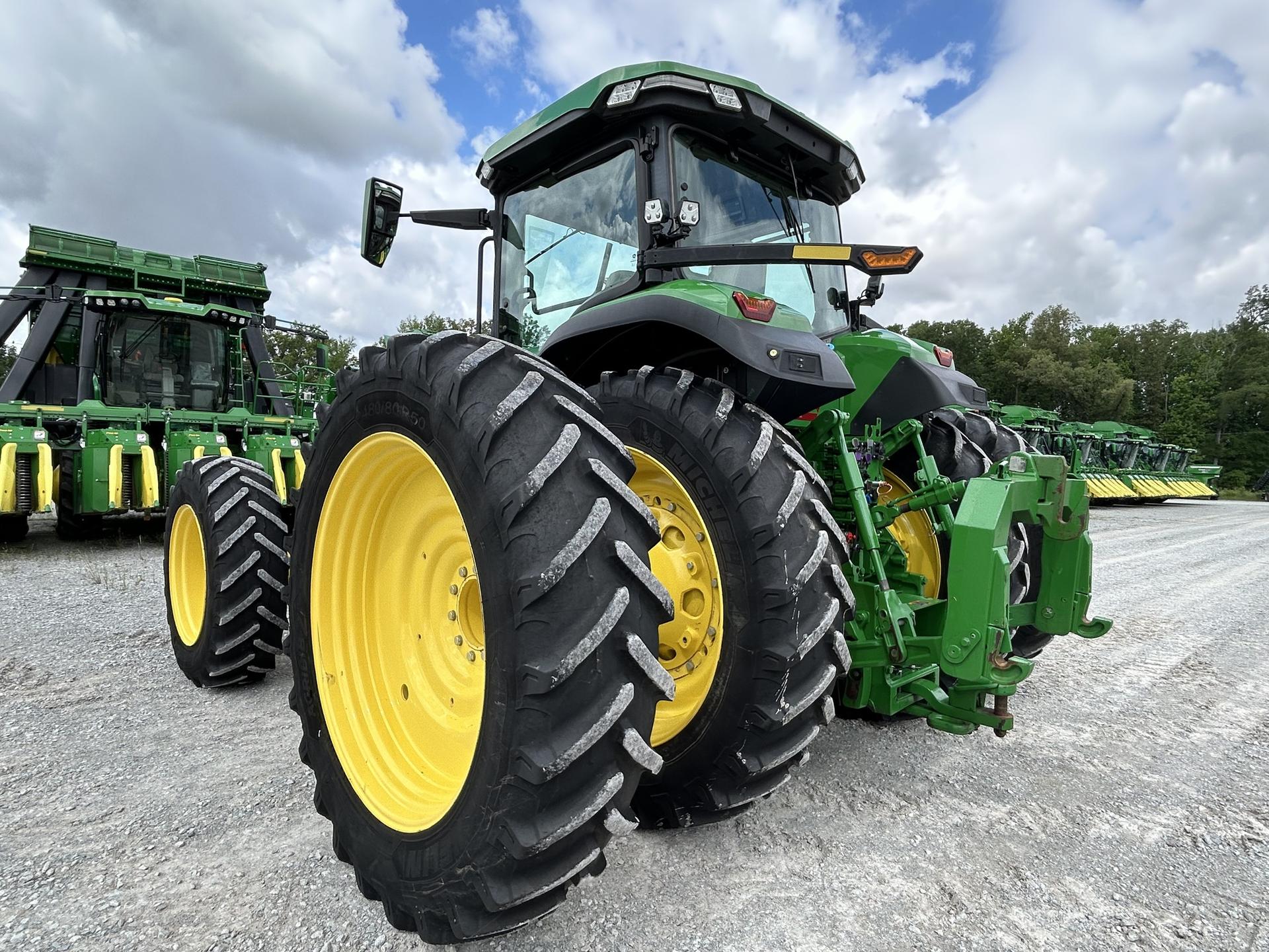 2020 John Deere 8R 410 Image