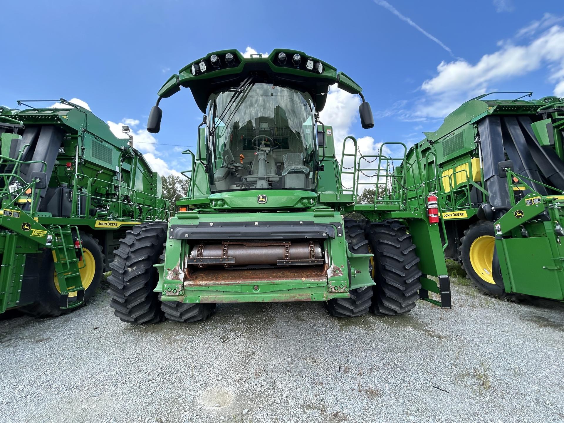 2022 John Deere S780 Image