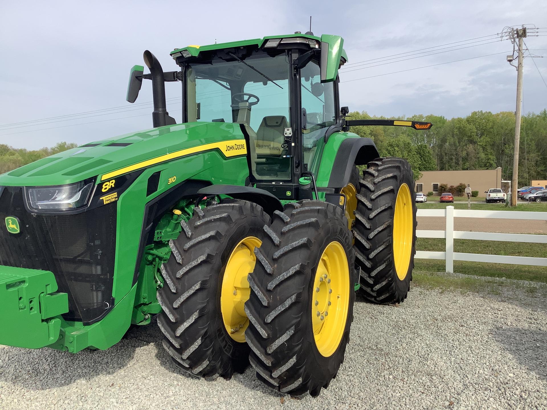 2024 John Deere 8R 310 Image