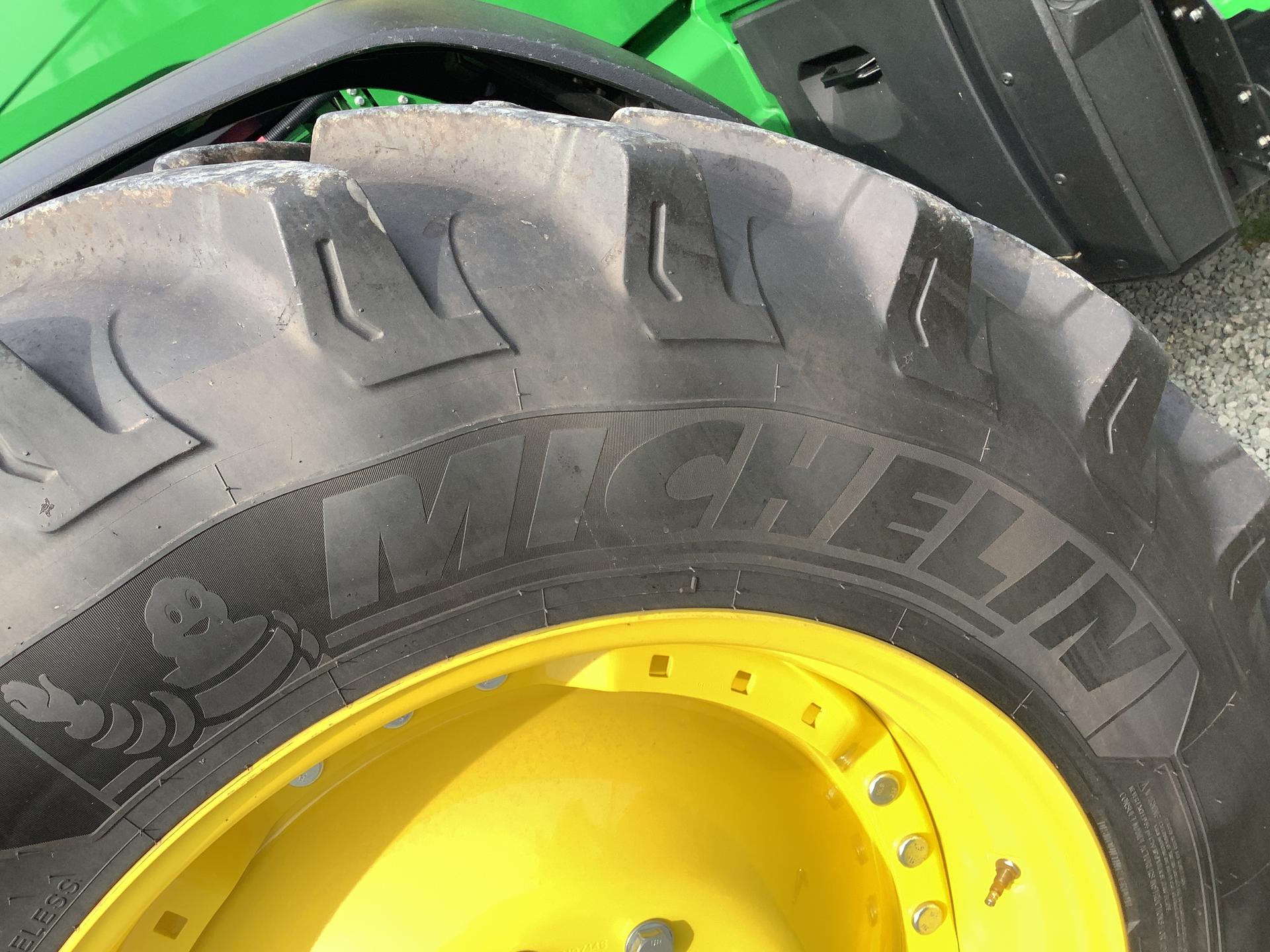 2024 John Deere 8R 310 Image
