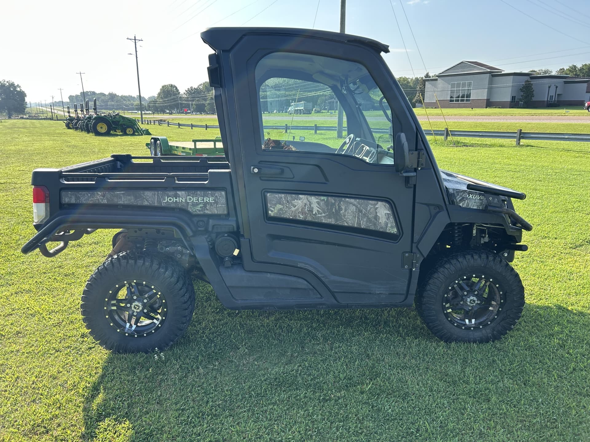 2024 John Deere 835R Image