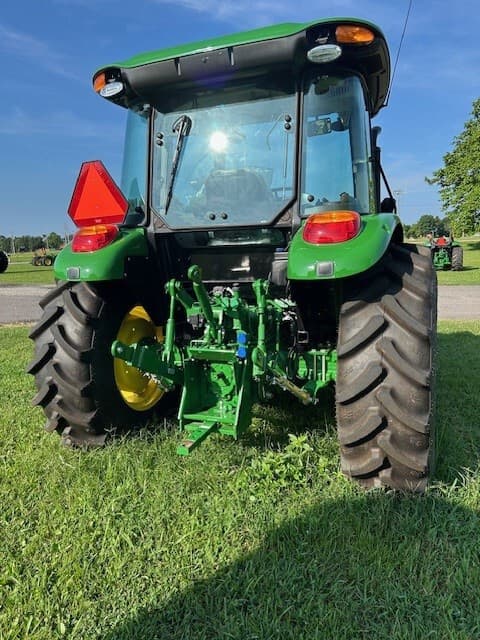 2023 John Deere 5075E Image