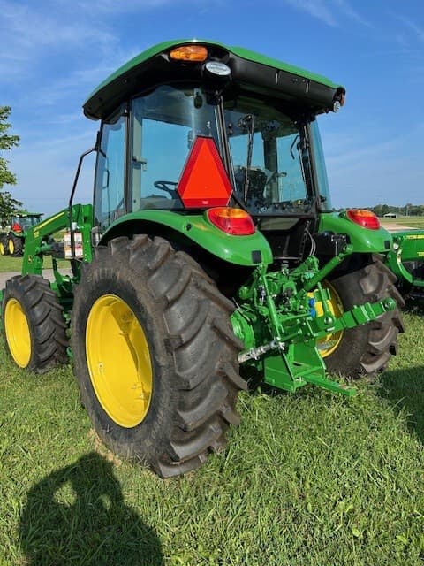 2023 John Deere 5075E Image