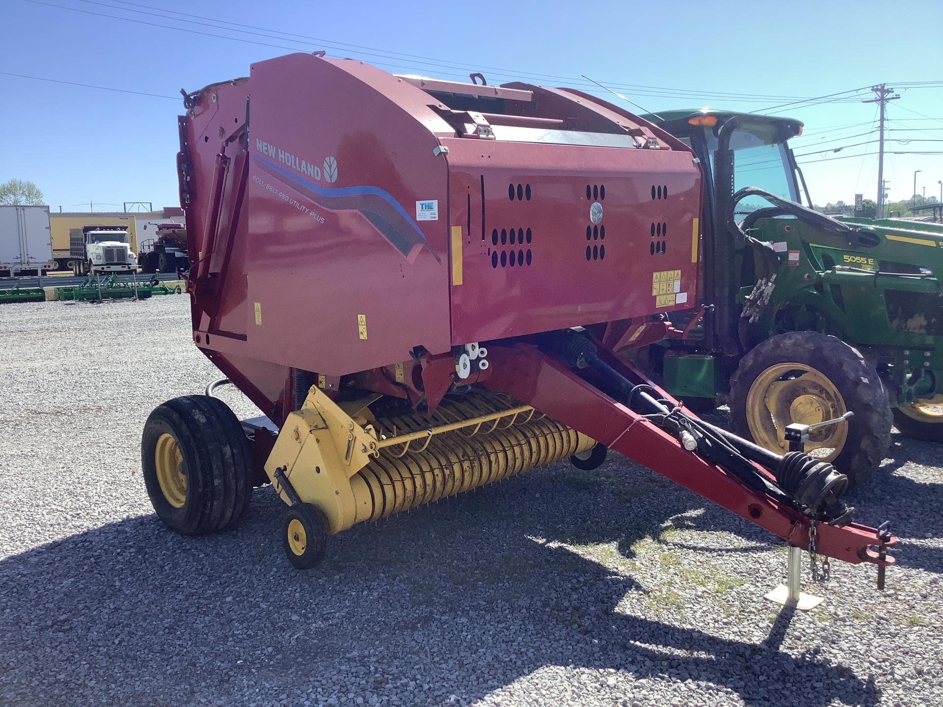 2023 New Holland RB-450 Image