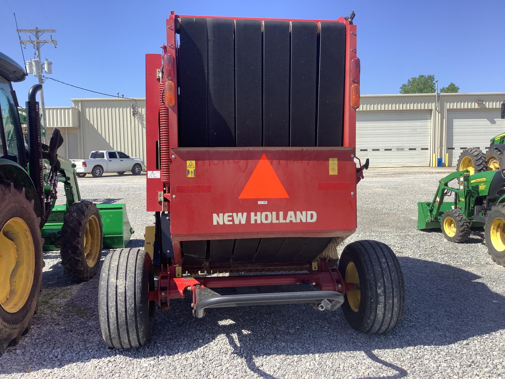 2023 New Holland RB-450 Image