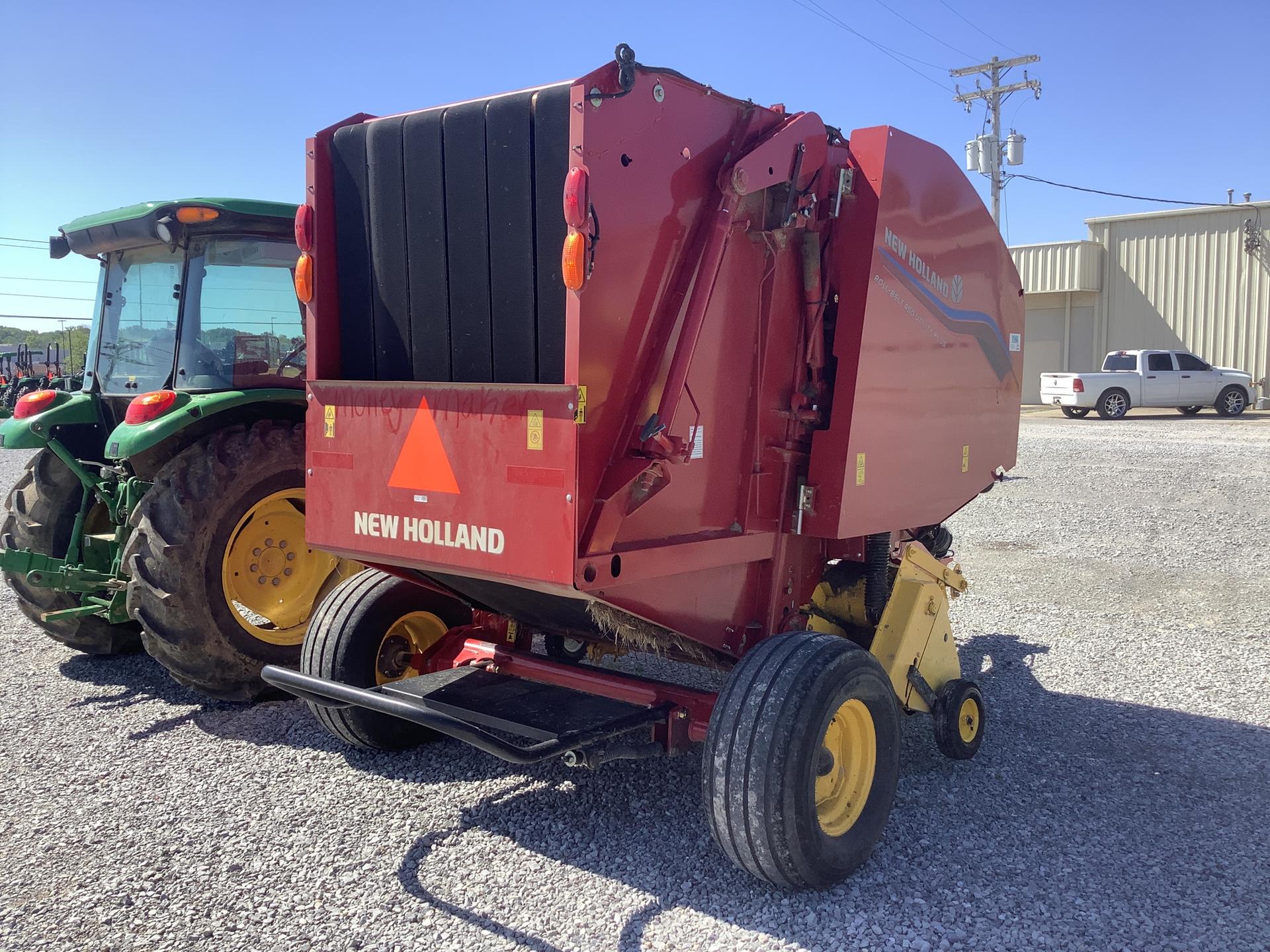 2023 New Holland RB-450 Image