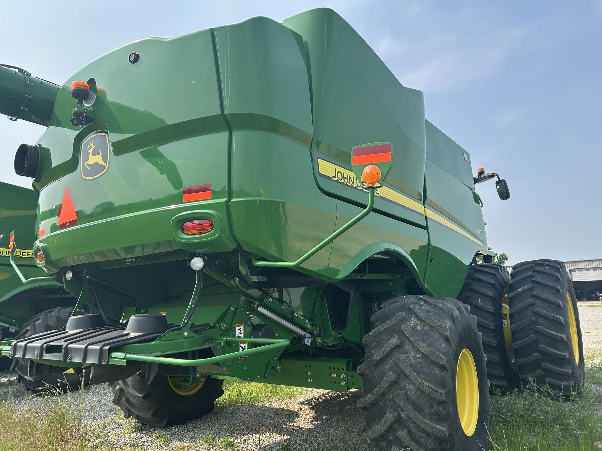2019 John Deere S780 Image