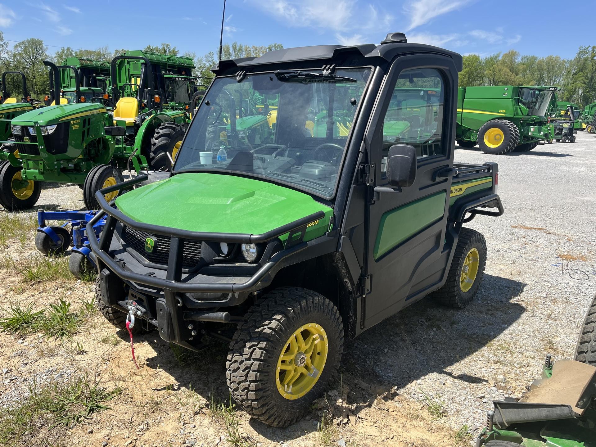 2023 John Deere 865m Image