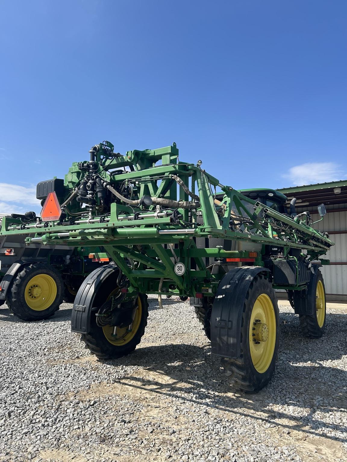2019 John Deere R4030 Image