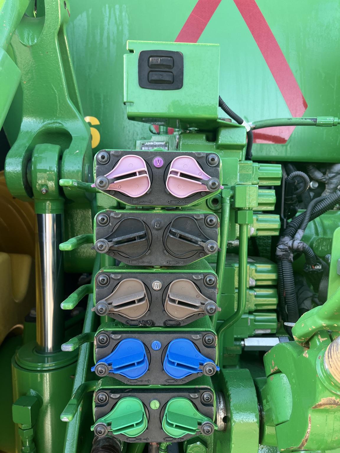 2016 John Deere 8270R Image