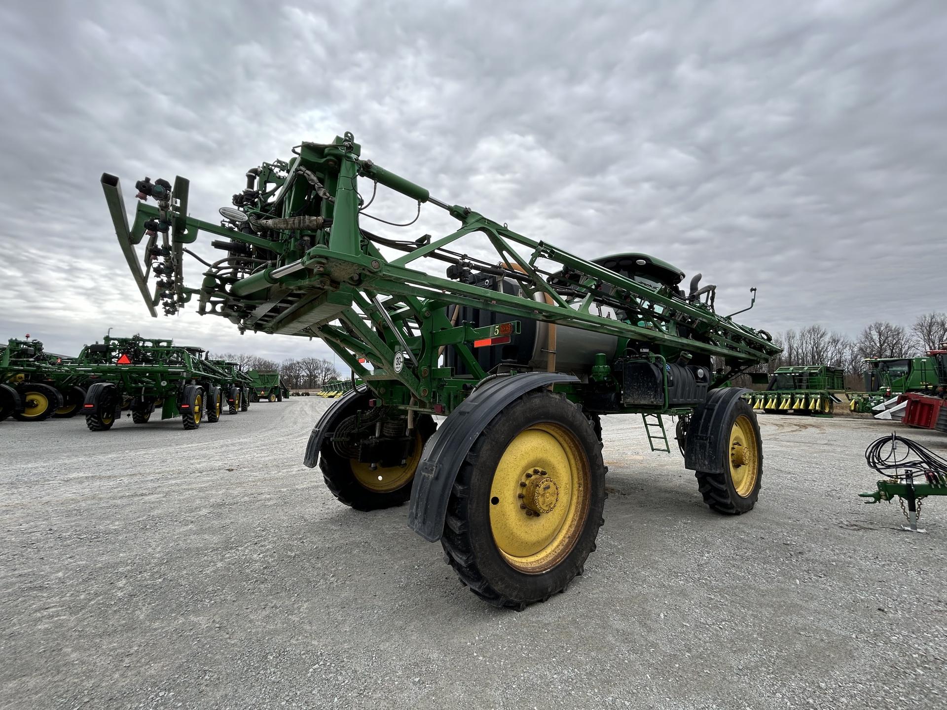 2020 John Deere R4030 Image