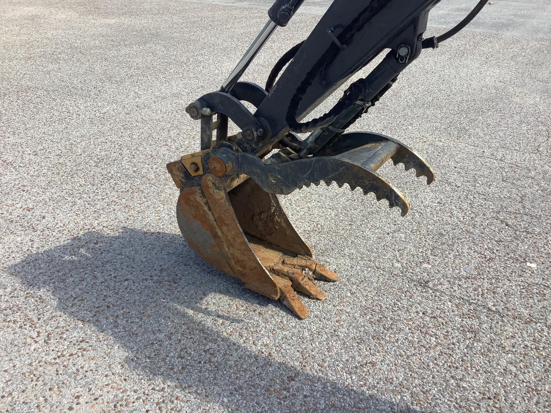 2019 John Deere 26G Image