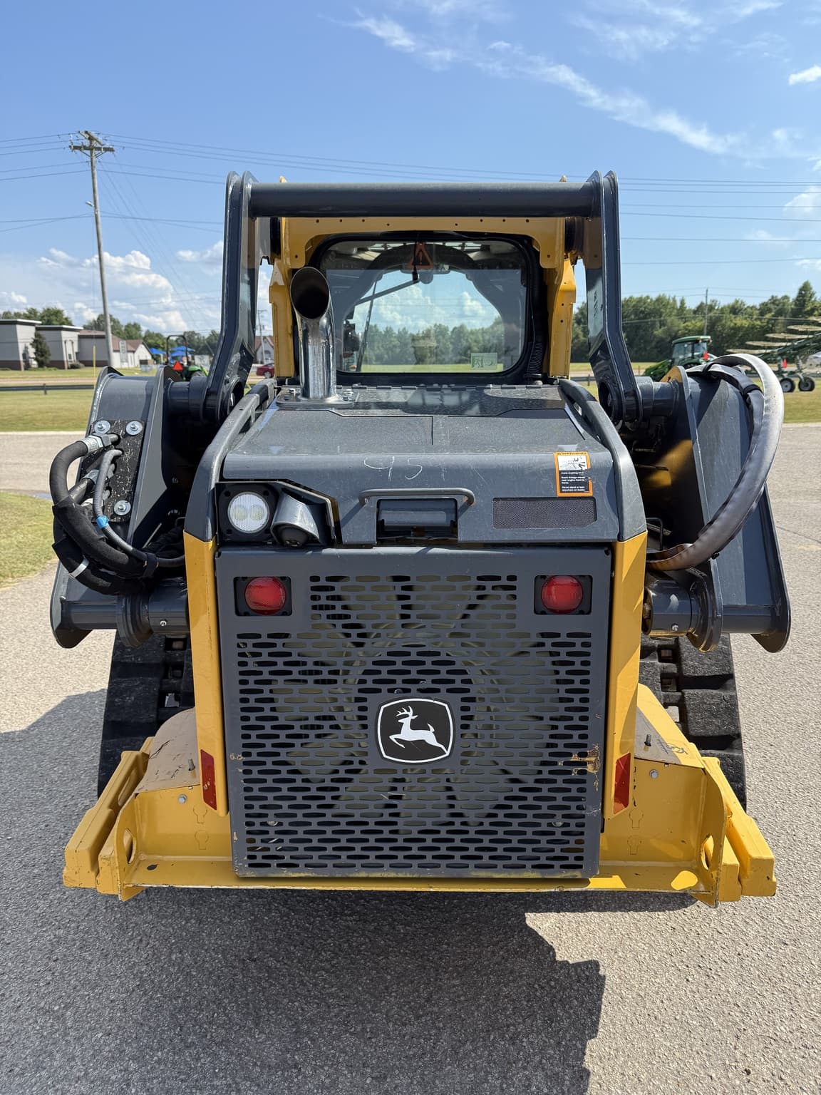 2023 John Deere 325G Image