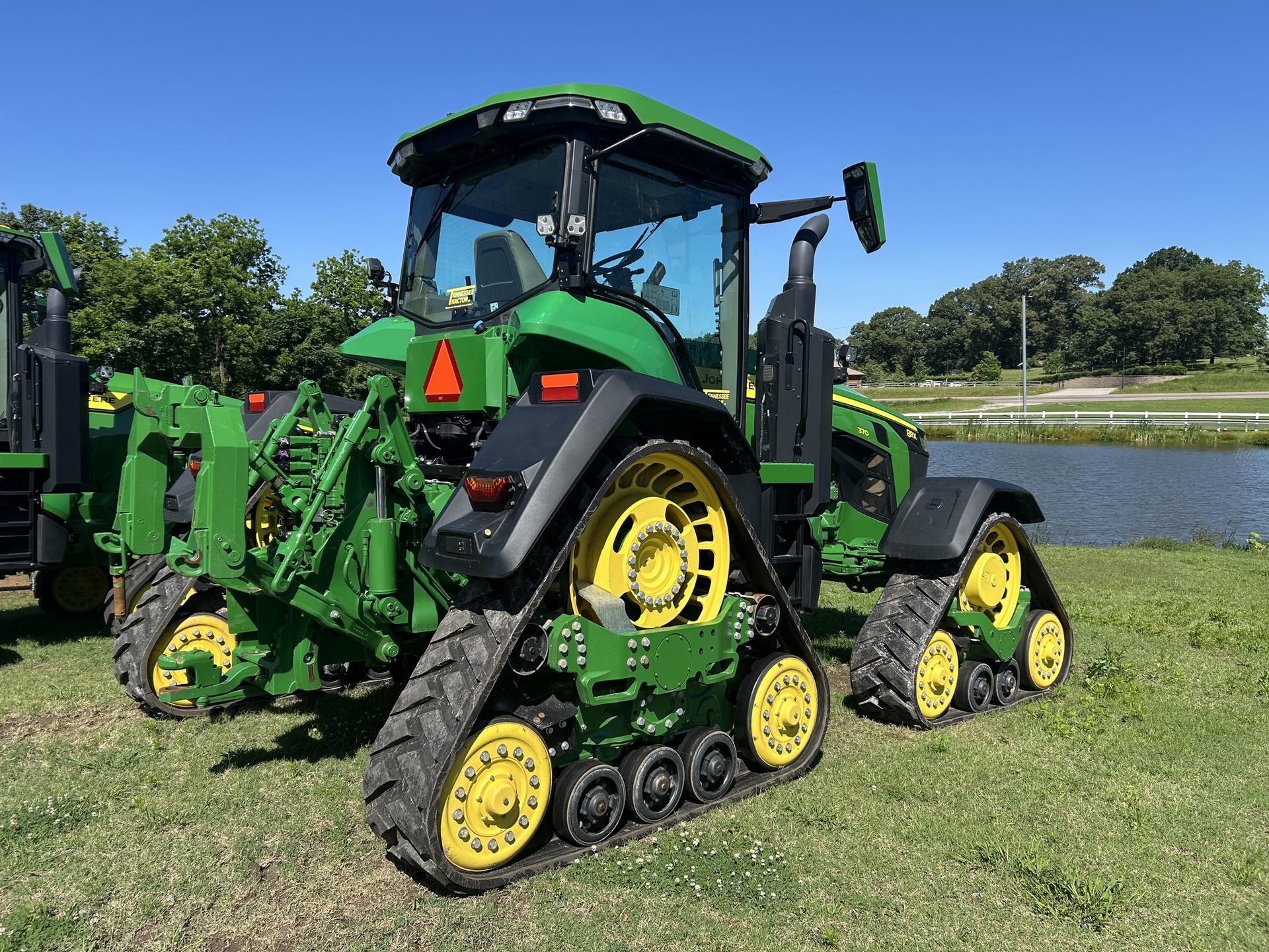 2021 John Deere 8RX 370 Image