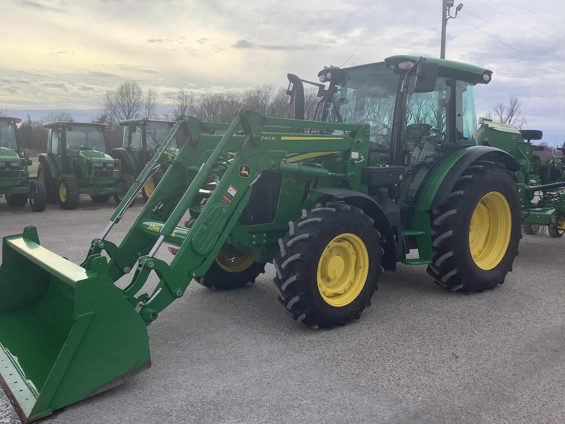 2022 John Deere 5115M Image