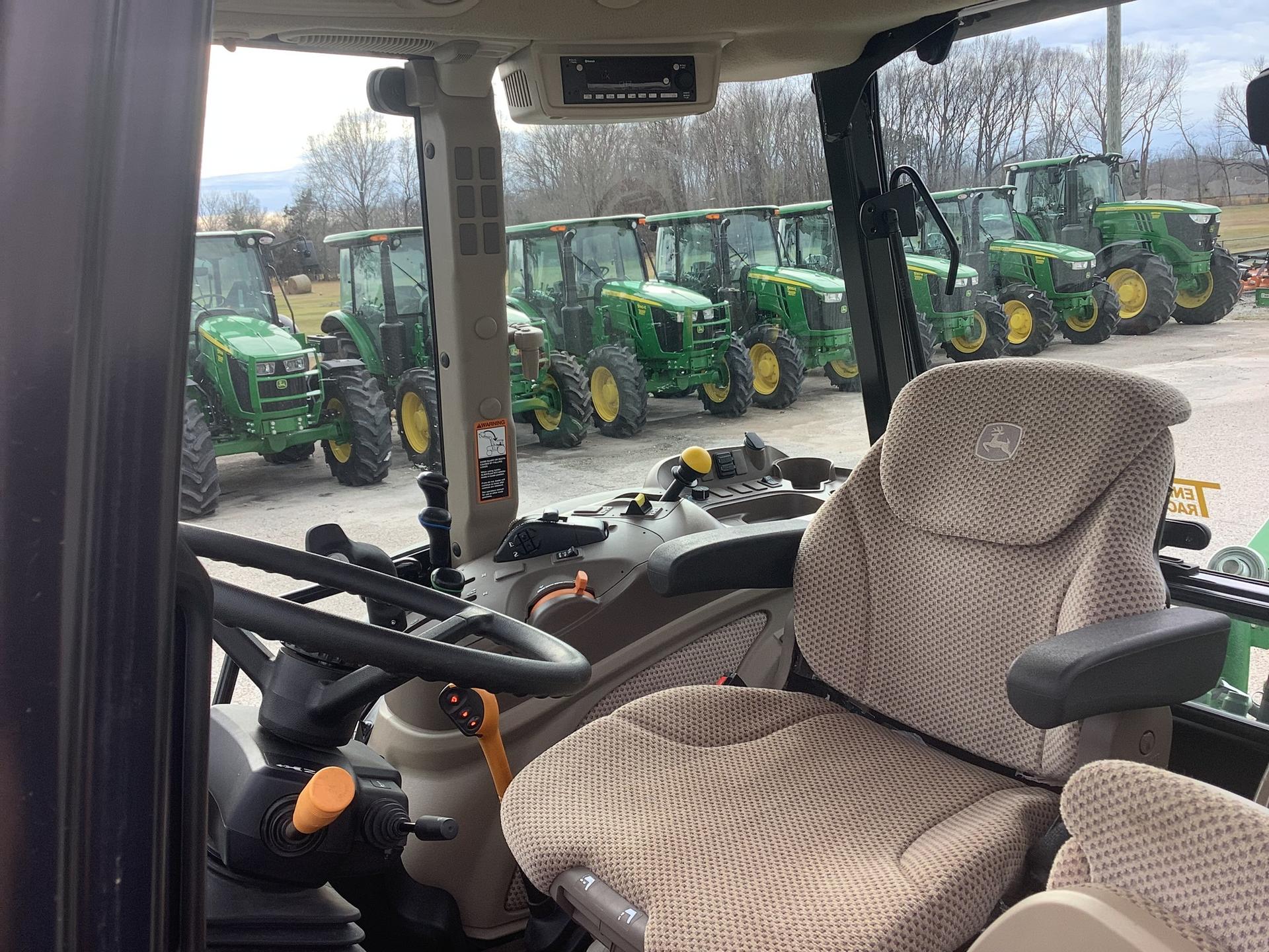 2022 John Deere 5115M Image