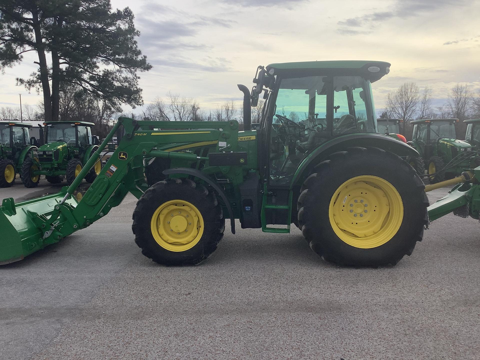 2022 John Deere 5115M Image