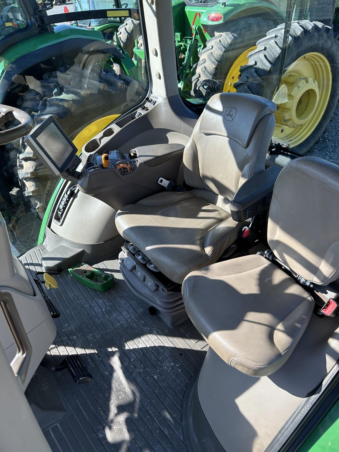 2017 John Deere 8245R Image