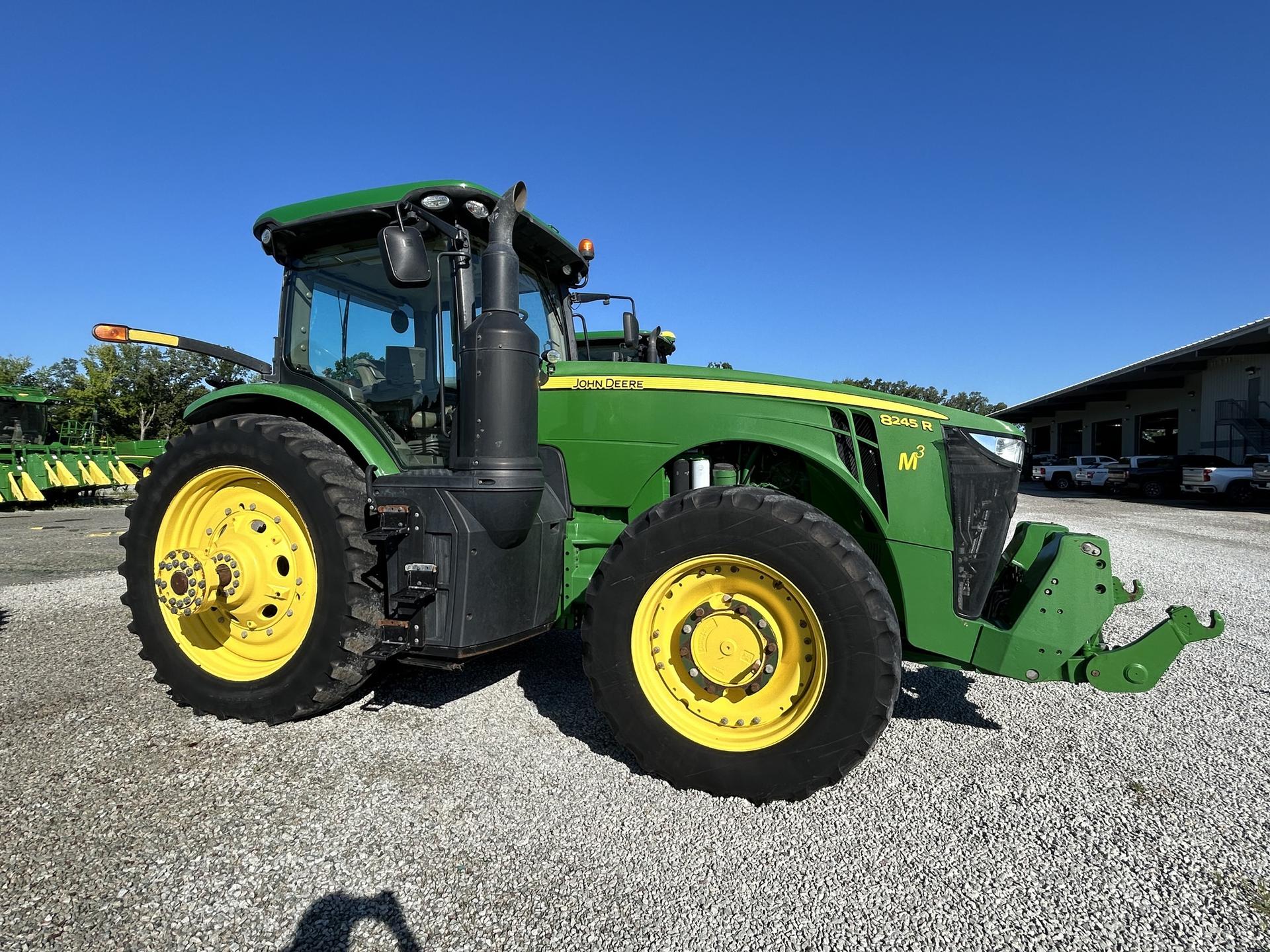 2017 John Deere 8245R Image