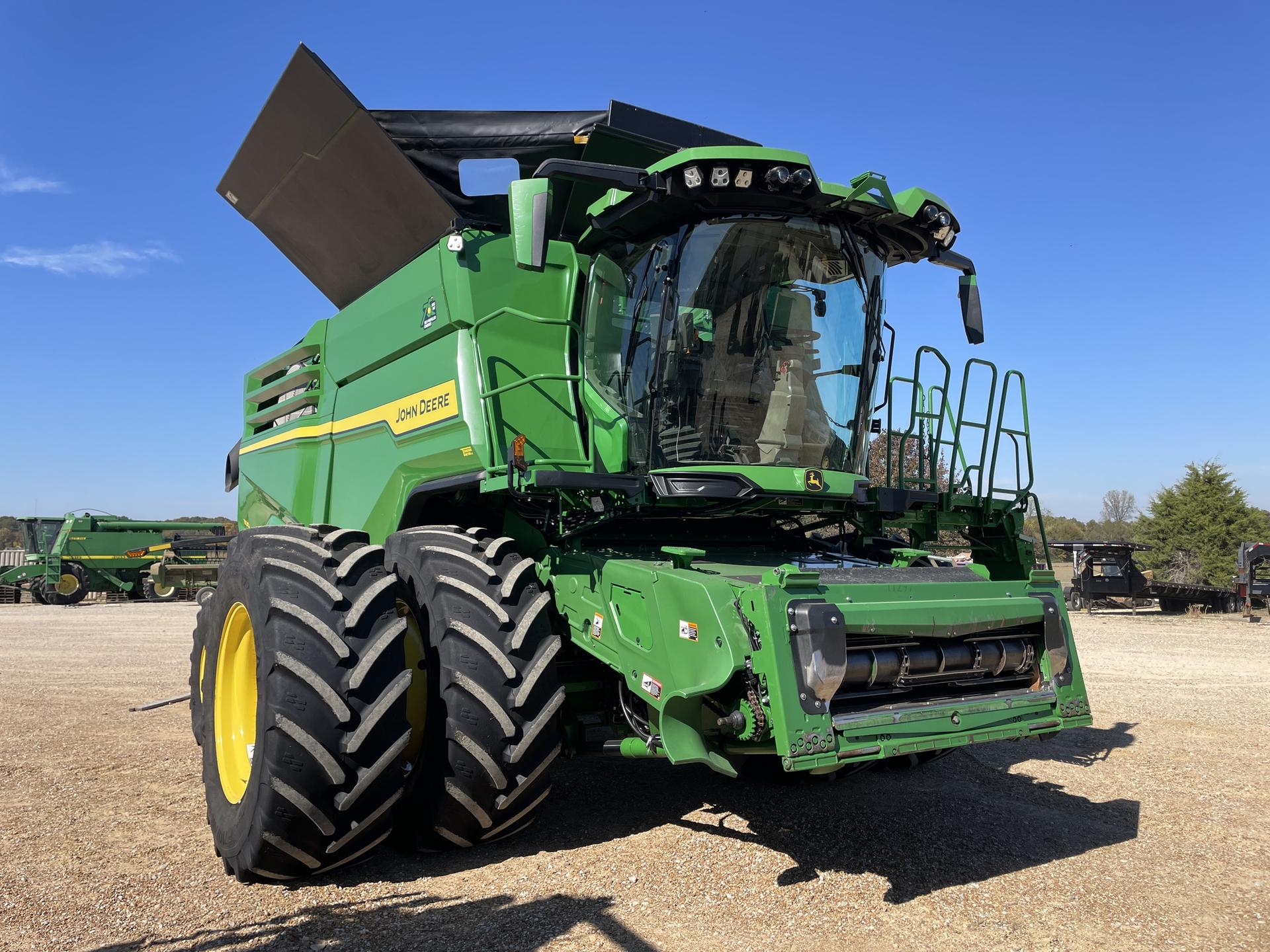 2023 John Deere X9 1100 Image