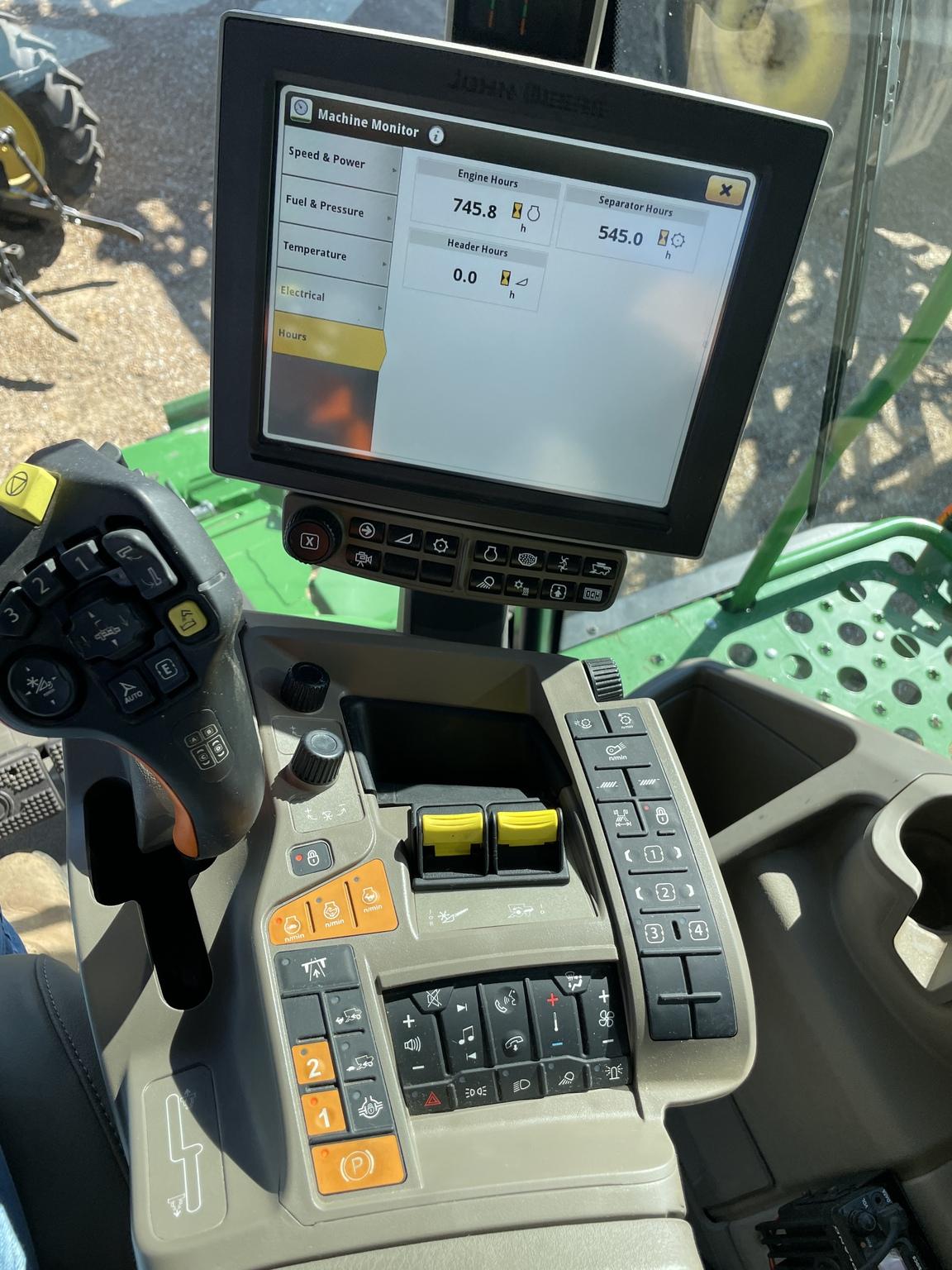 2023 John Deere X9 1100 Image