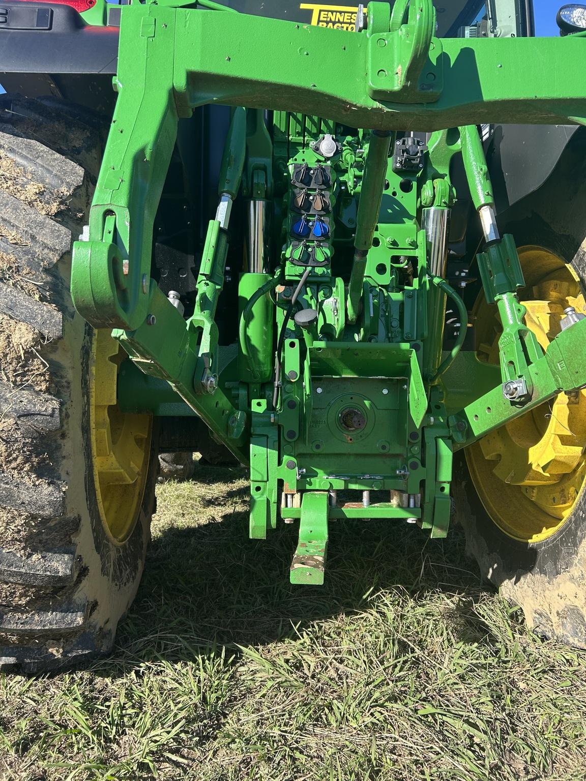 2023 John Deere 6R 155 Image