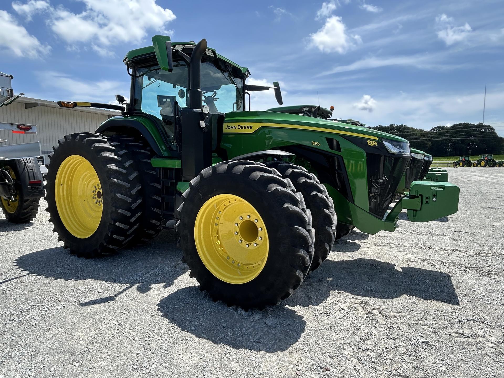 2024 John Deere 8R 310 Image
