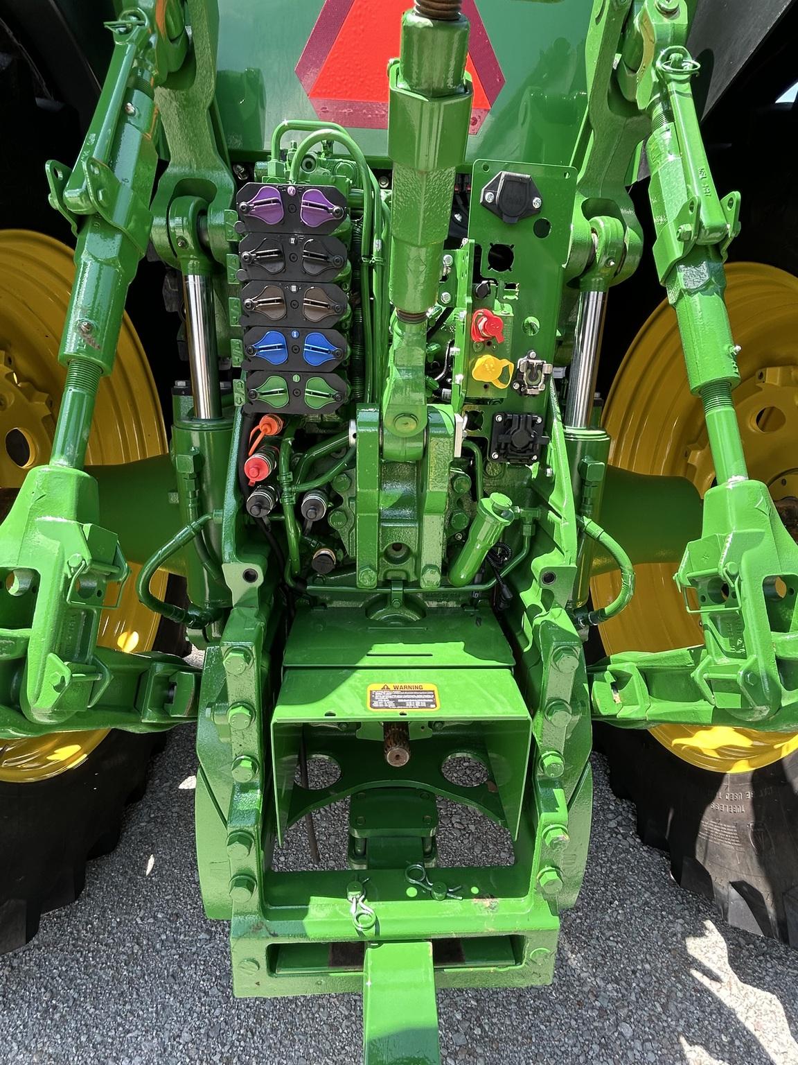 2024 John Deere 8R 310 Image