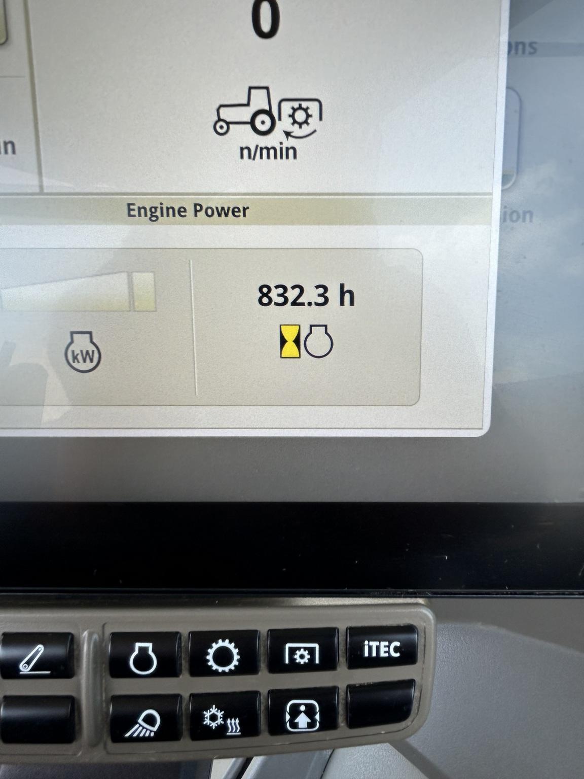 2024 John Deere 8R 310 Image