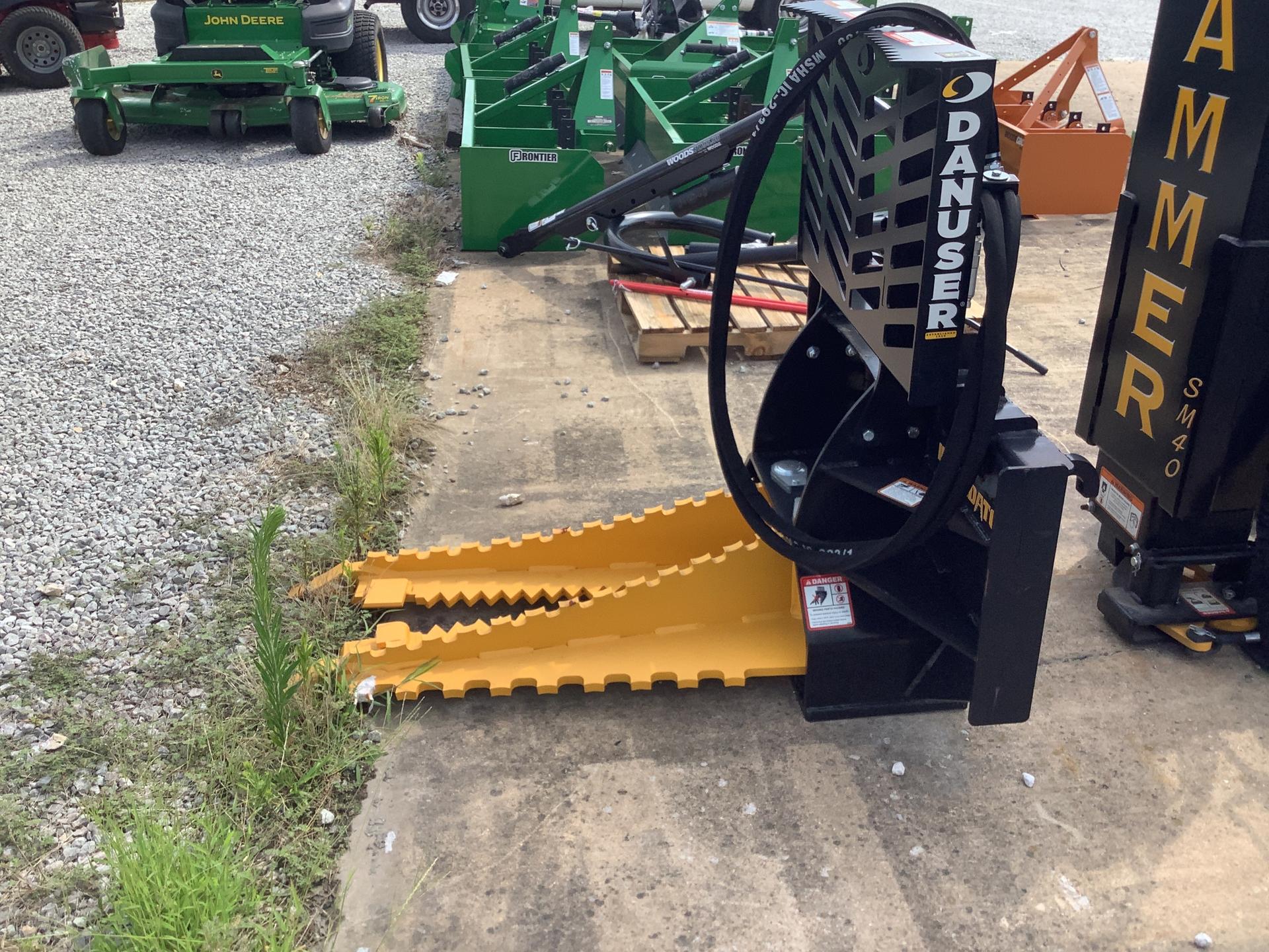 2021 Danuser INTIMIDATOR Image